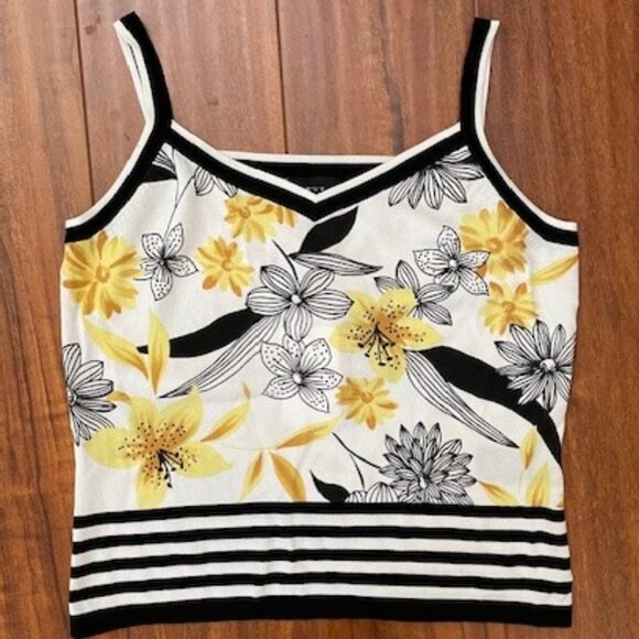 August Silk Knits Tank Top - Picture 5 of 6